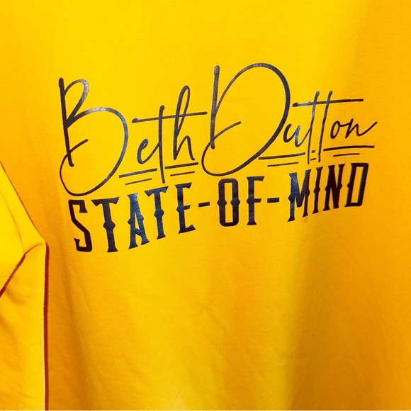 Beth Dutton State of Mind Sweatshirt Mustard Yellow Sz XL - Picture 3 of 9